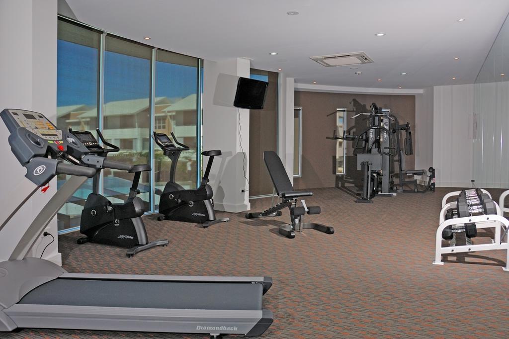 Chancellor Executive Apartments Гоулд Коуст Съоръжения снимка