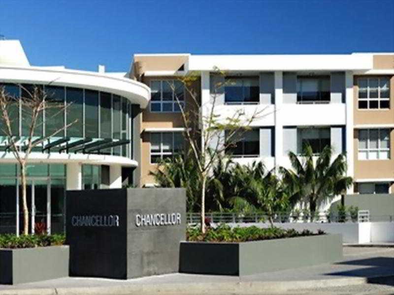Chancellor Executive Apartments Гоулд Коуст Екстериор снимка